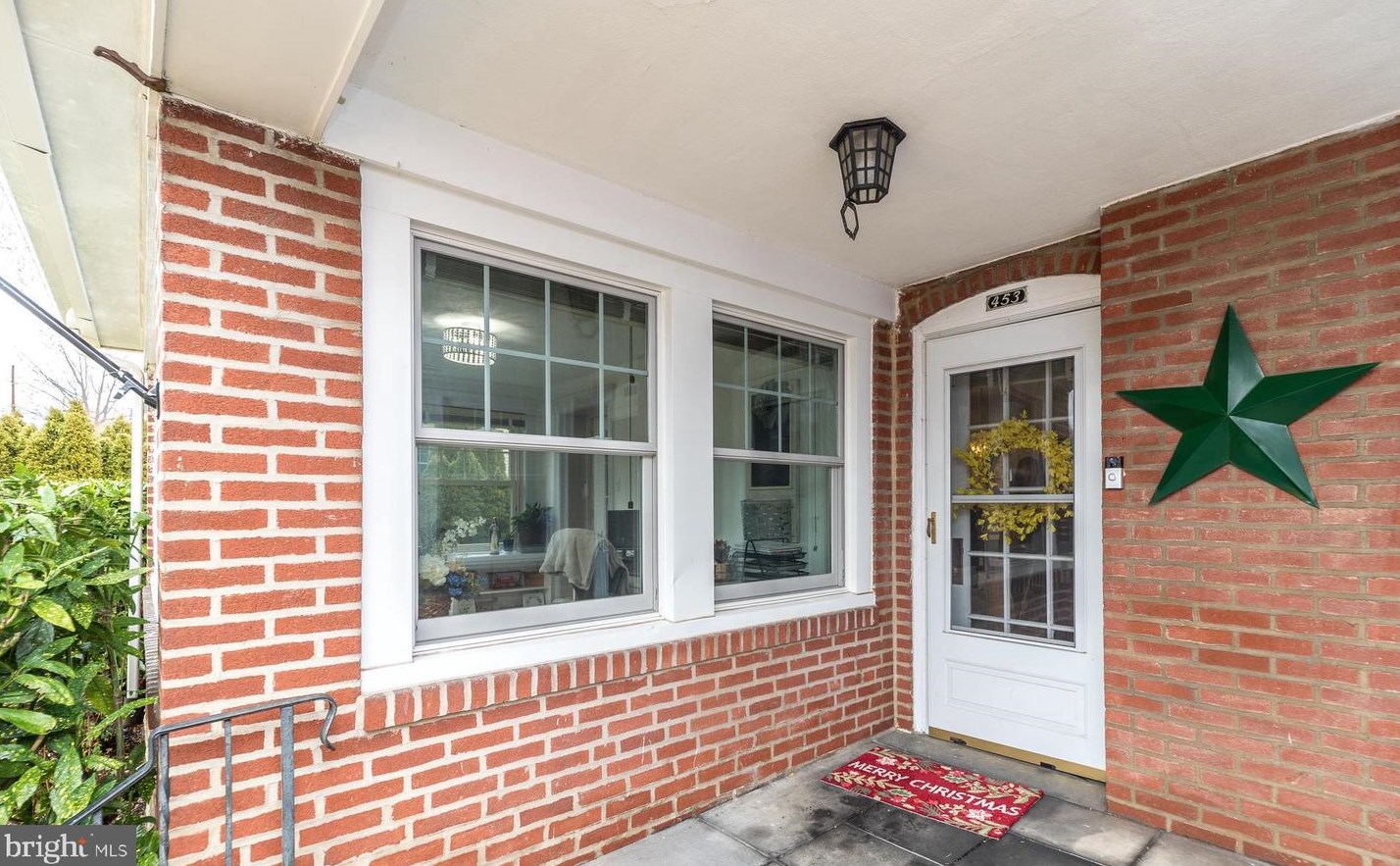 453 Flamingo St, Philadelphia PA  19128-4122 exterior