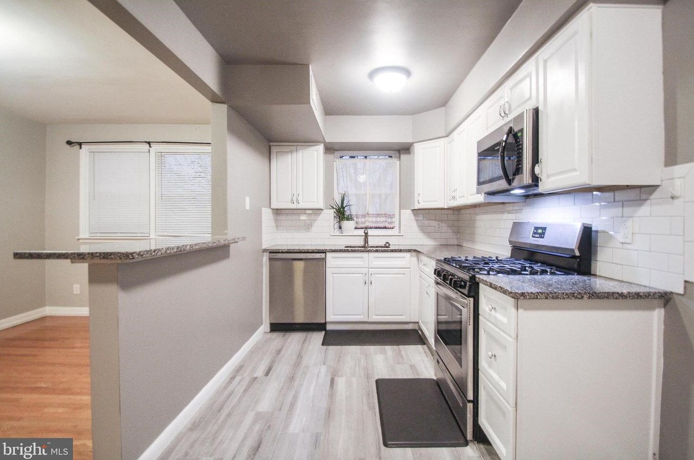 7448 Brockton Rd, Philadelphia PA  19151-2910 exterior