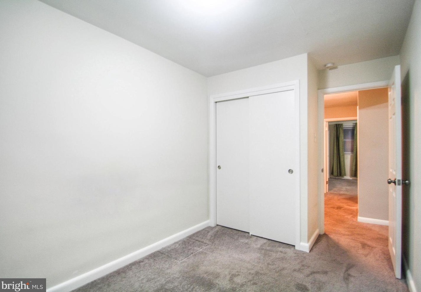 7448 Brockton Rd, Philadelphia PA  19151-2910 exterior