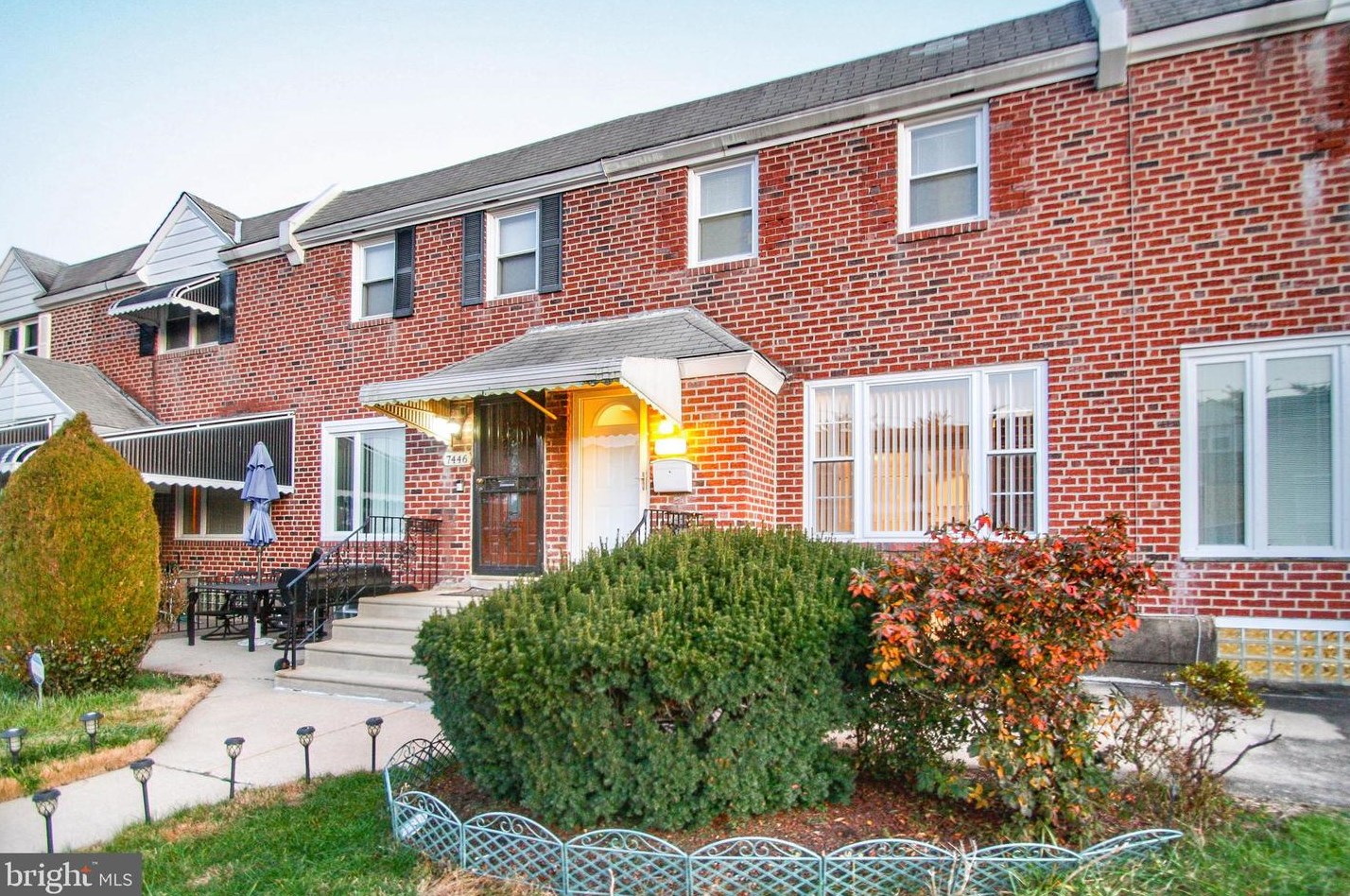 7448 Brockton Rd, Philadelphia PA  19151-2910 exterior
