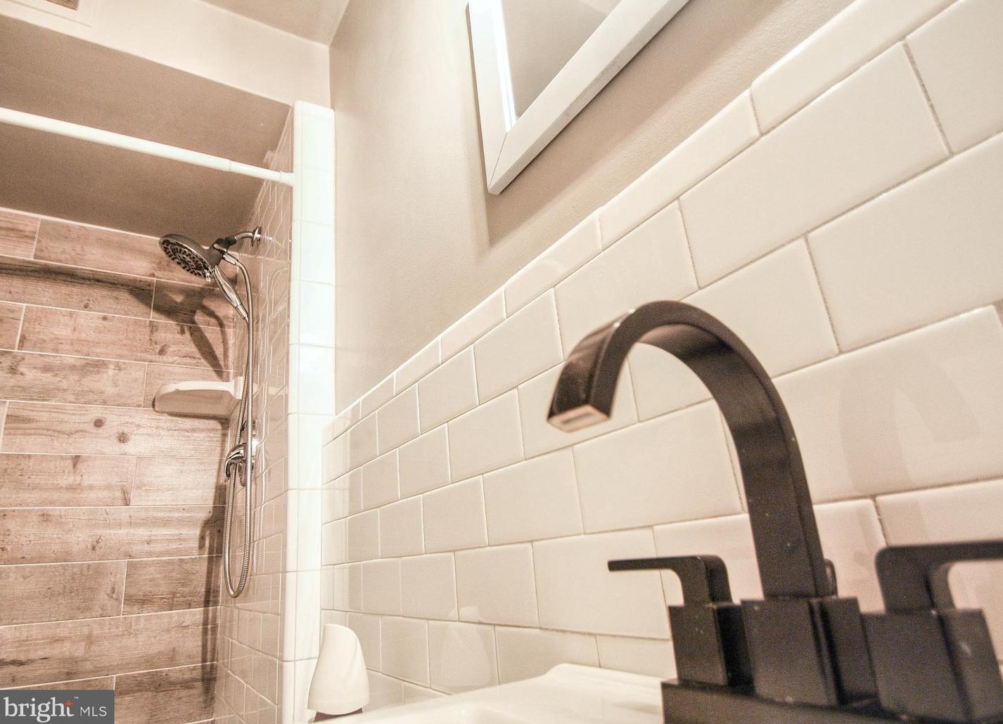 7448 Brockton Rd, Philadelphia PA  19151-2910 exterior