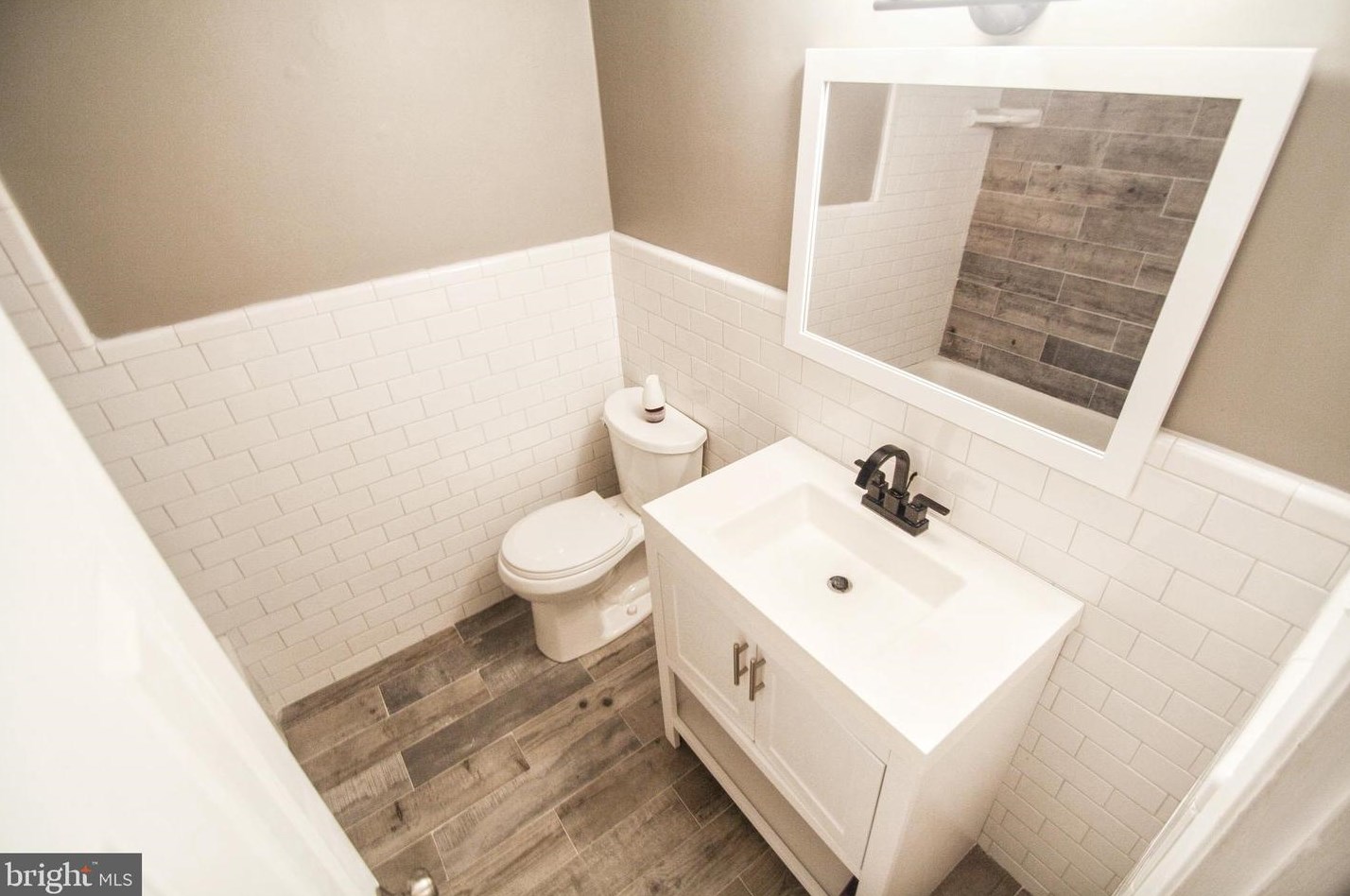 7448 Brockton Rd, Philadelphia PA  19151-2910 exterior