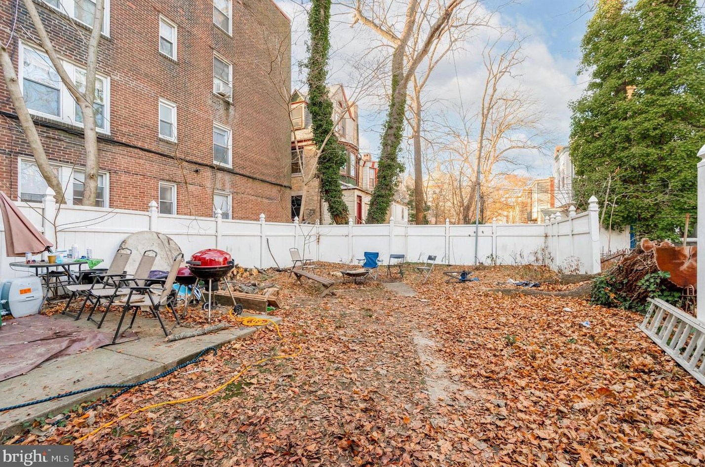 4617 Chester Ave, Philadelphia PA  19143-3621 exterior