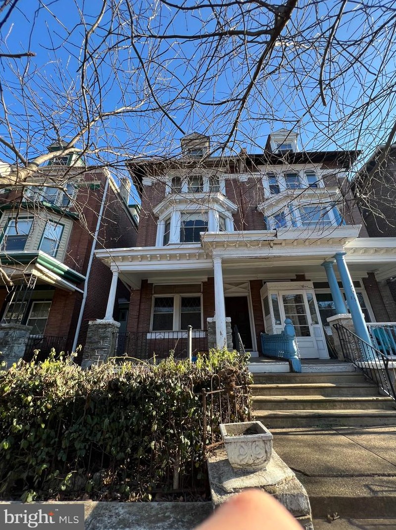249 46th St, Philadelphia, PA 19139-4514