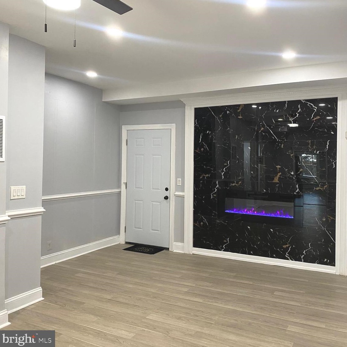 6212 Dickens Ave, Philadelphia PA 19142-3107 exterior