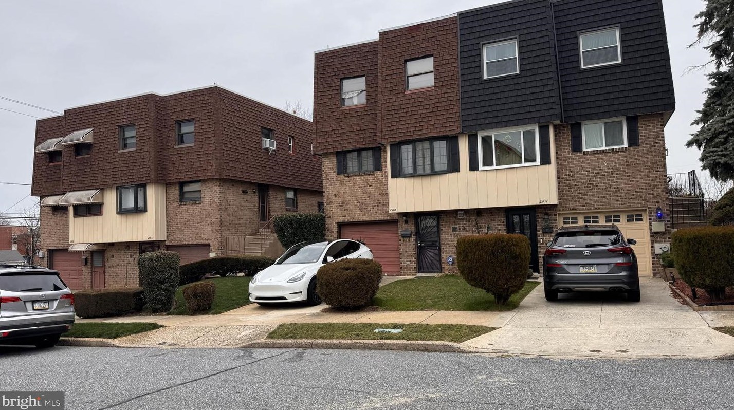 2905 Jenny Pl, Philadelphia, PA 19136