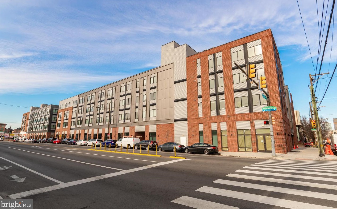 2201 Washington Ave, Philadelphia PA  19146-2594 exterior