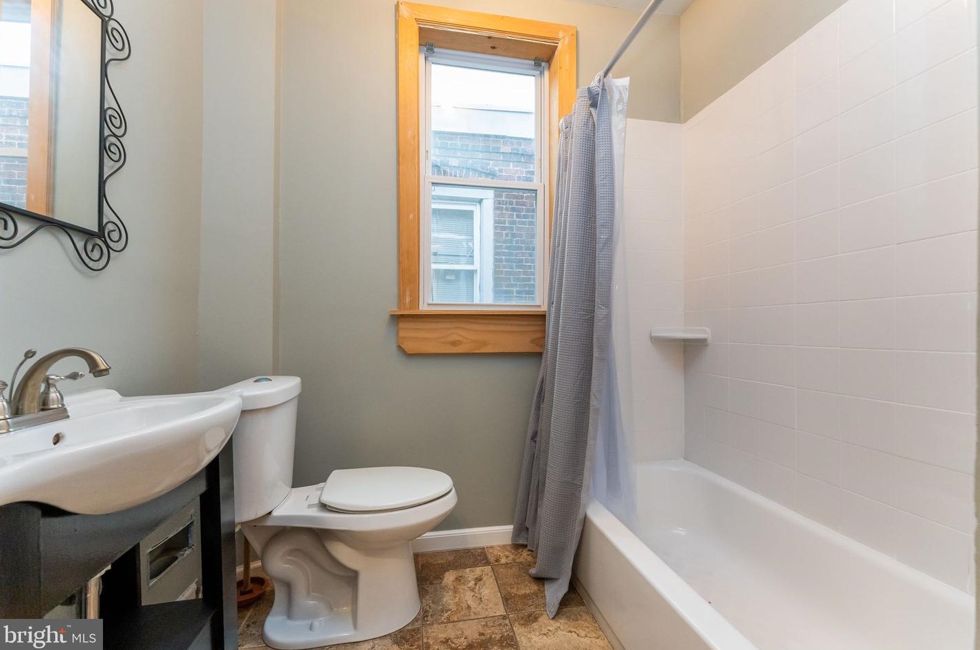 3220 Potter St, Philadelphia PA  19134-1922 exterior