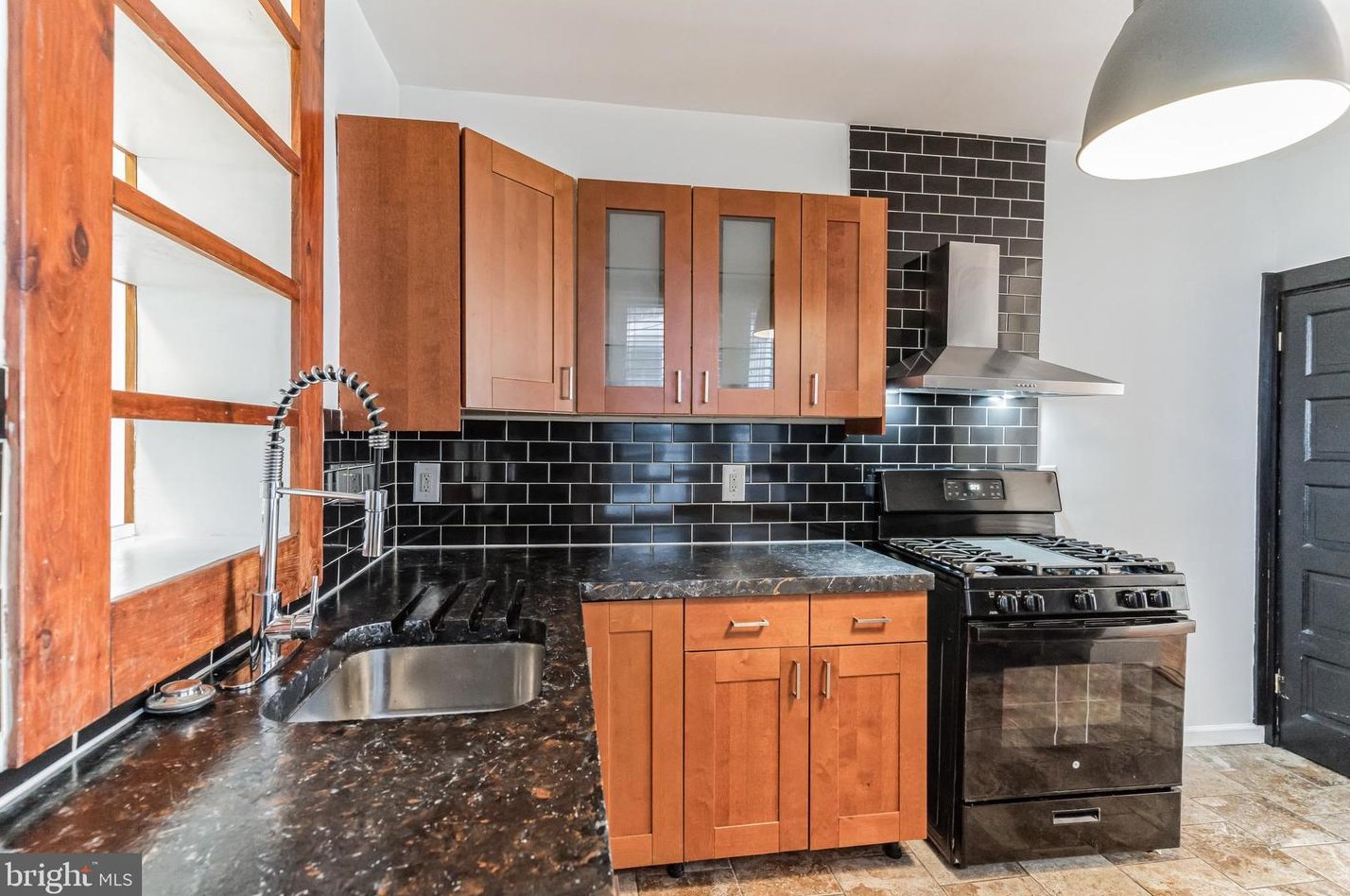 3220 Potter St, Philadelphia PA  19134-1922 exterior