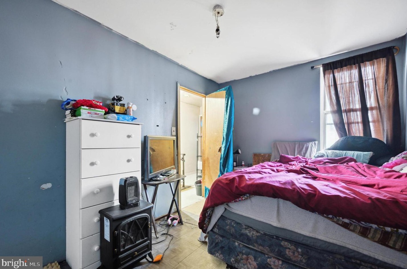 2023 Bambrey St, Philadelphia PA 19146-4405 exterior