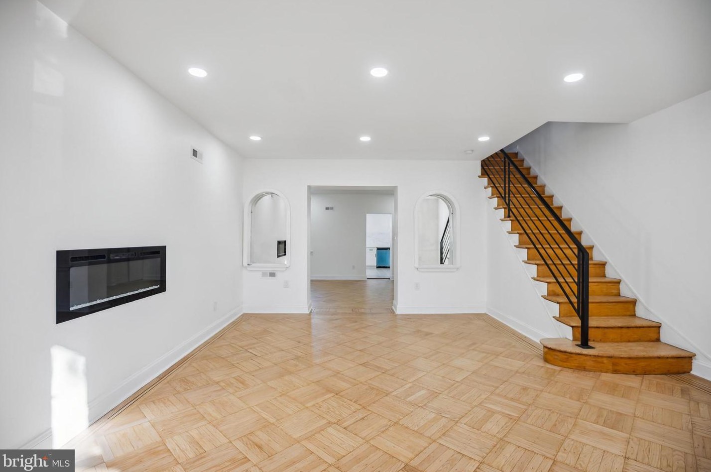 1627 Conlyn St, Philadelphia, PA 19141