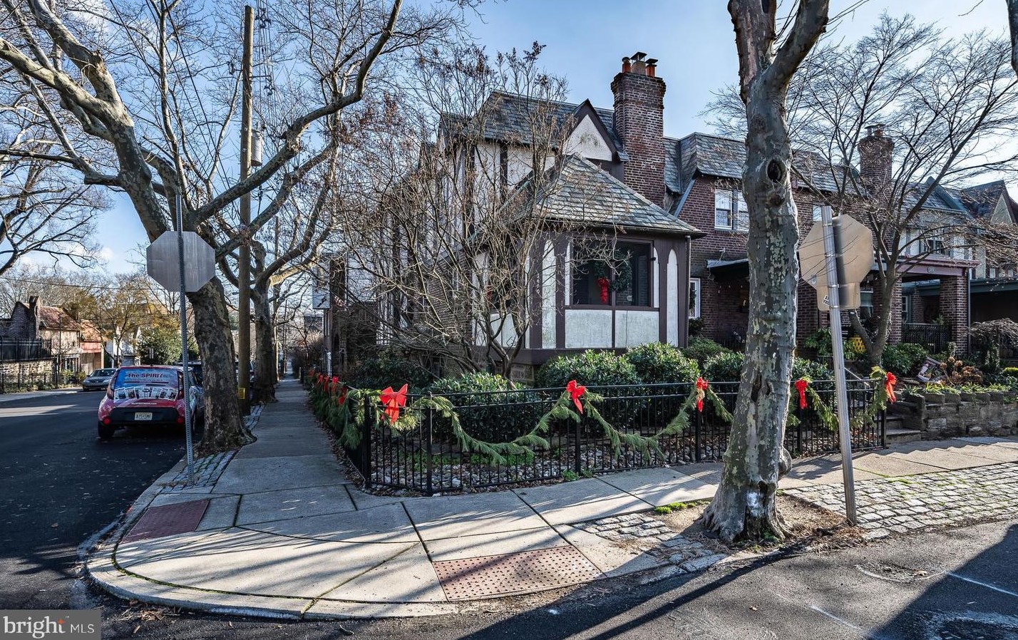 3400 Queen Ln, Philadelphia, PA 19129-1441