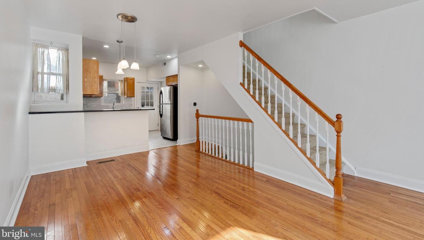 1807 Montrose St, Philadelphia PA  19146-2626 exterior