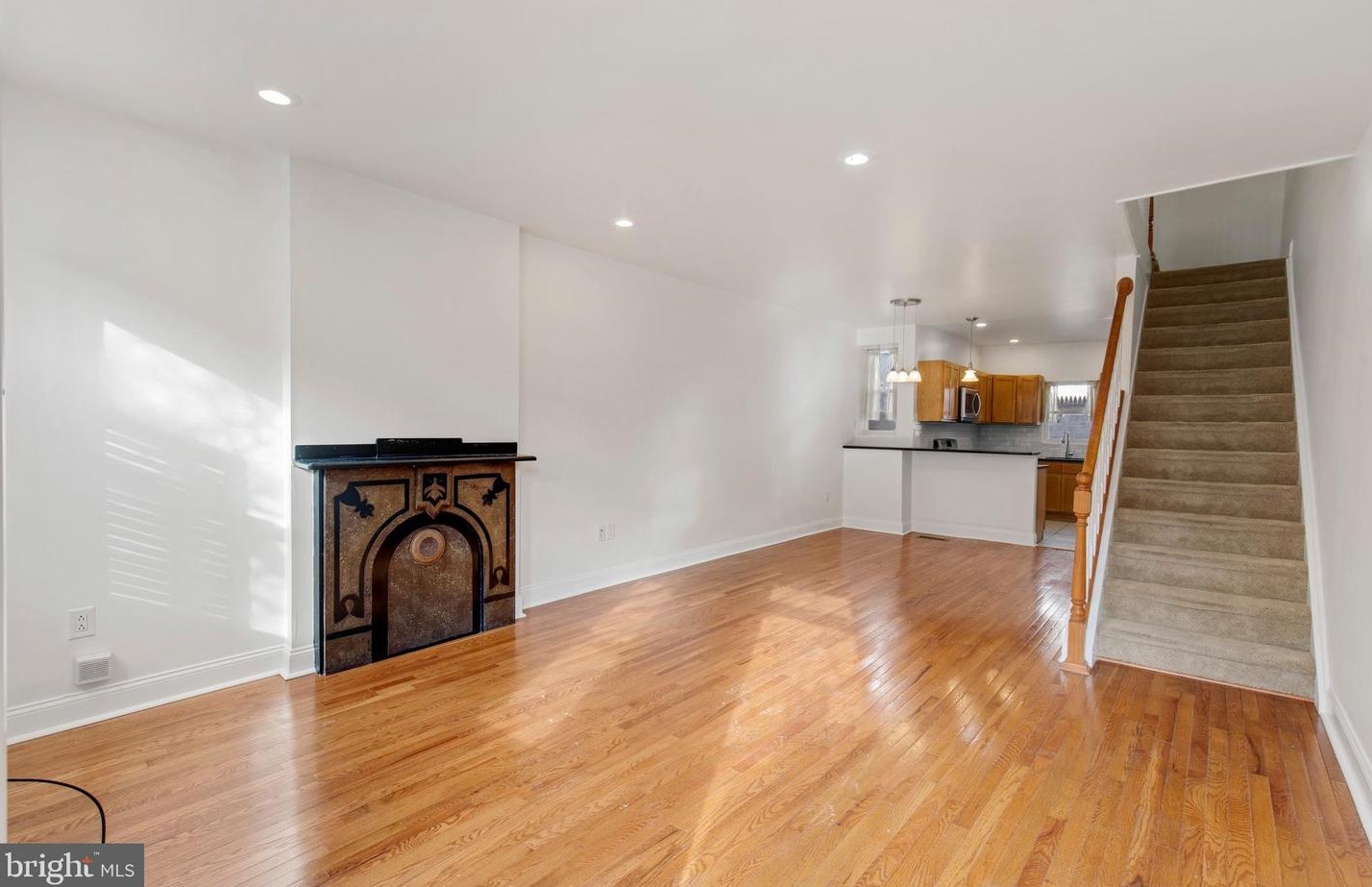 1807 Montrose St, Philadelphia, PA 19146
