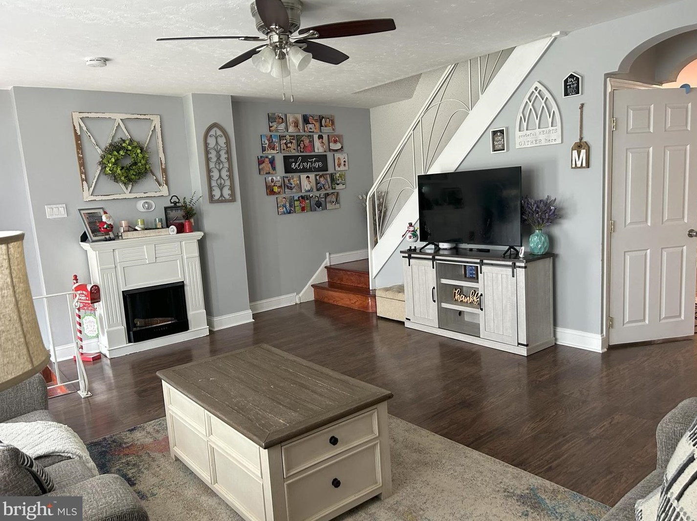 3642 Newberry Rd, Philadelphia PA  19154-2625 exterior