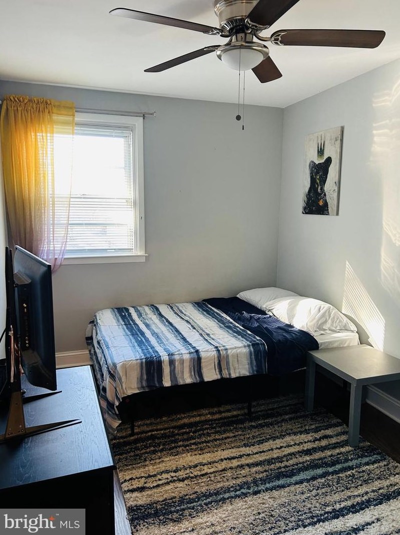 3642 Newberry Rd, Philadelphia PA  19154-2625 exterior