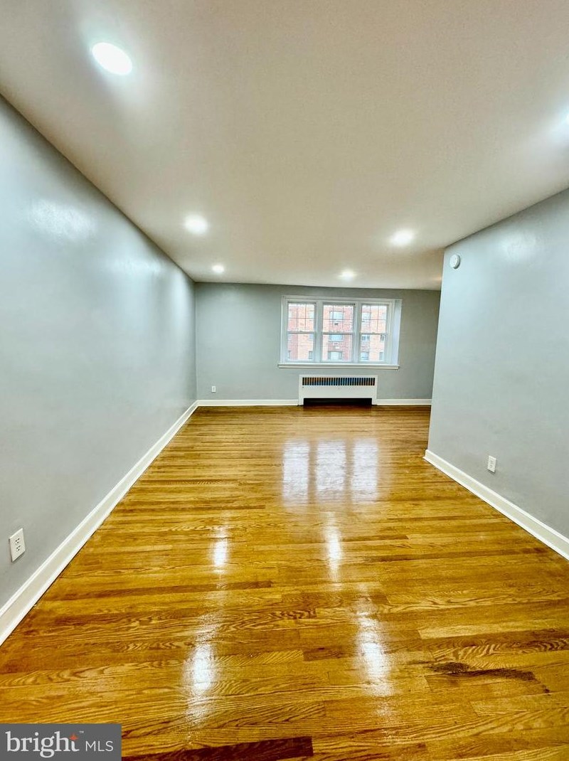2442 N 50th St #2, Philadelphia, PA 19131