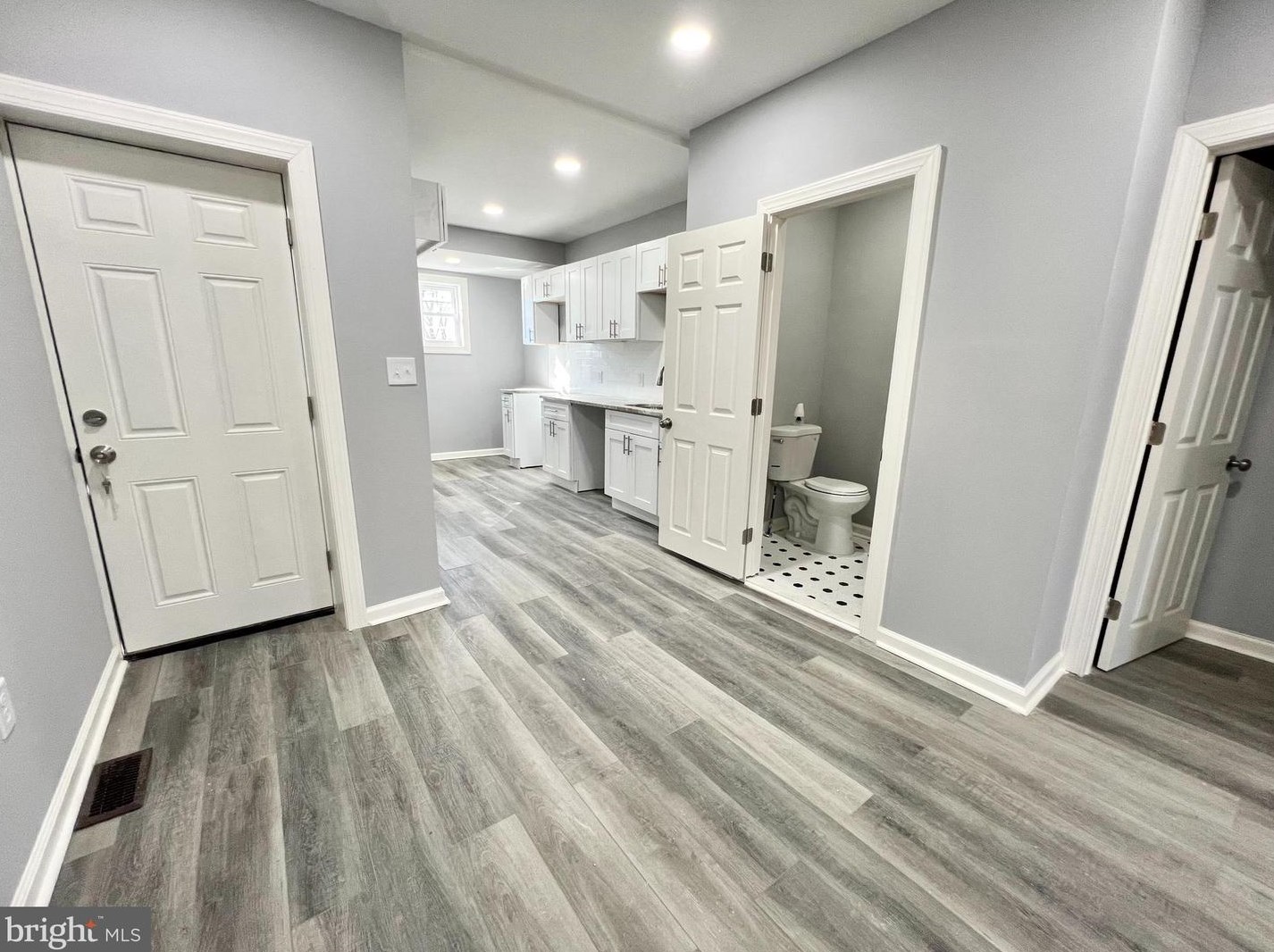 5928 Chew Ave, Philadelphia, PA 19138