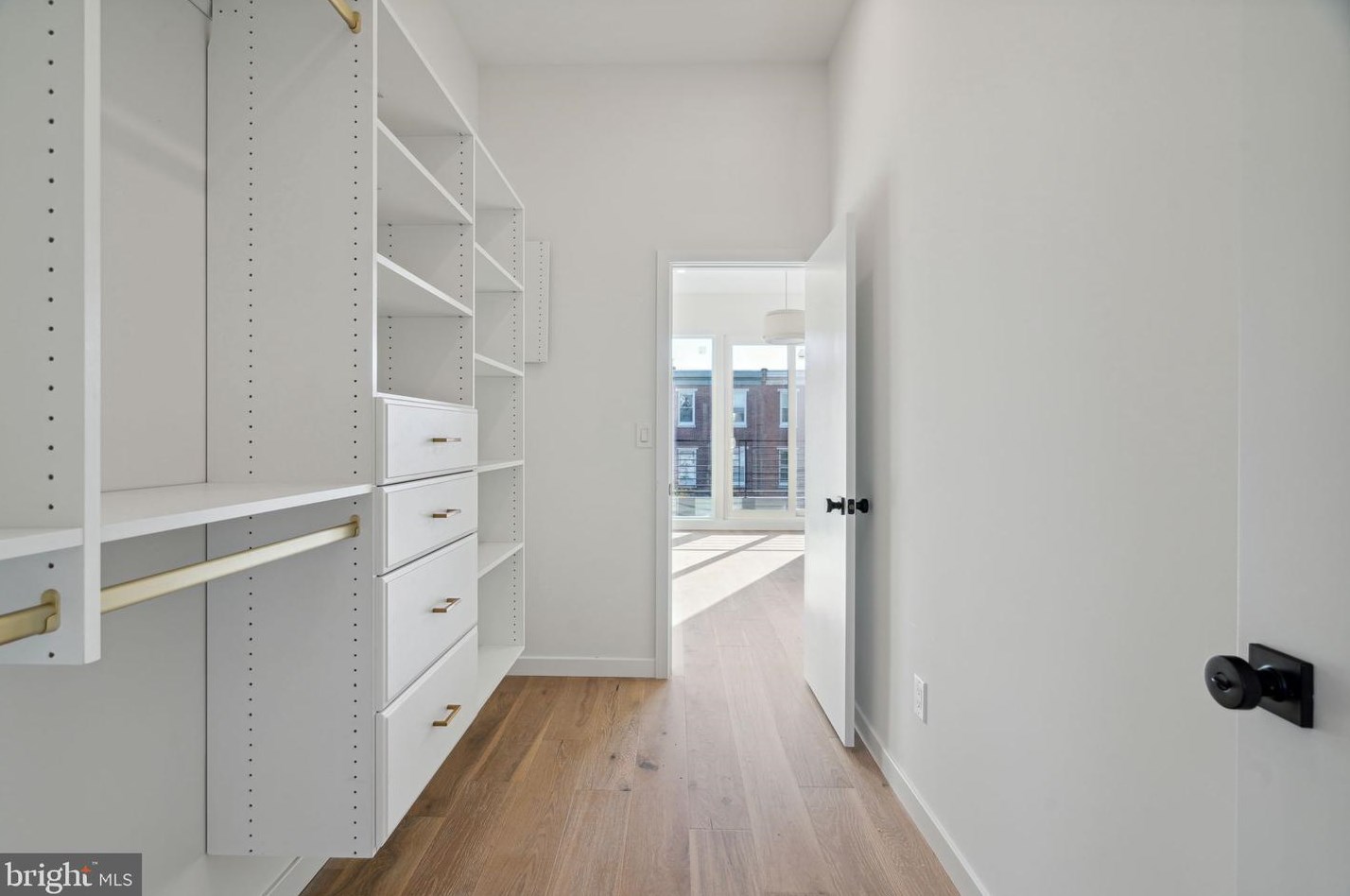 2943 Cambridge St, Philadelphia PA  19130-1115 exterior