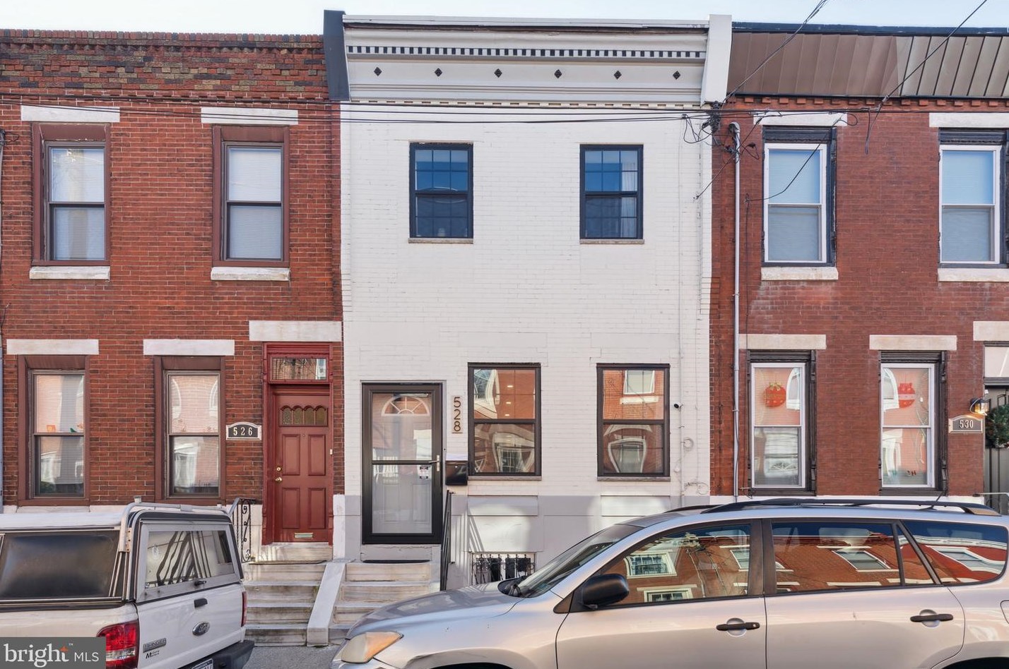 528 Fernon St, Philadelphia, PA 19148-1218