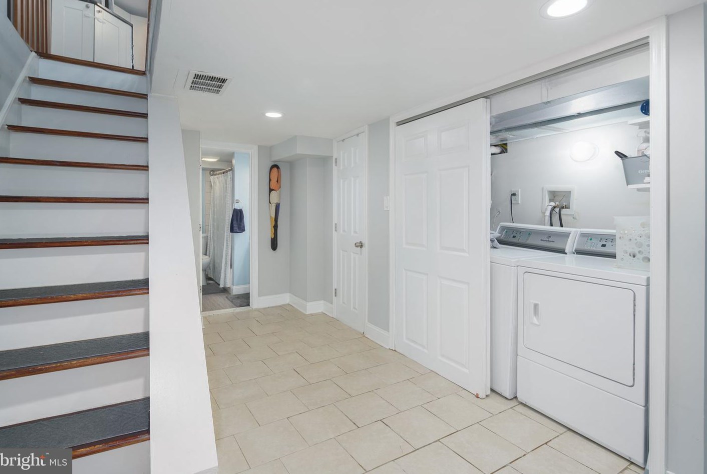 1436 Chadwick St, Philadelphia PA  19146-4729 exterior