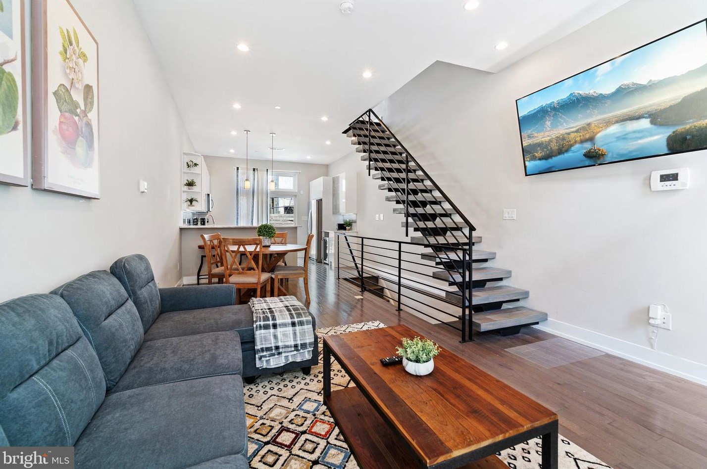 2519 Manton St, Philadelphia, PA 19146