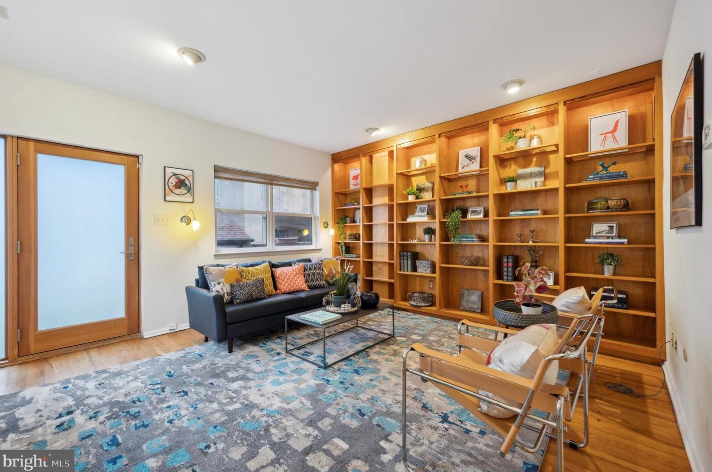 513 Randolph Ct, Philadelphia, PA