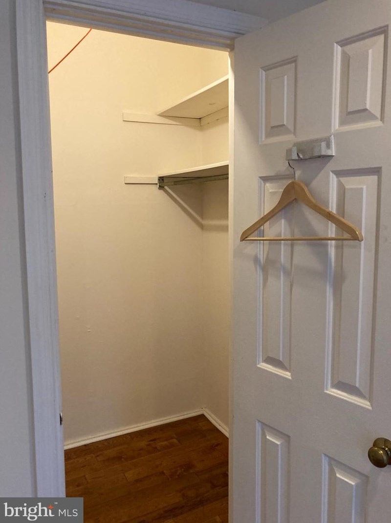 136 South St Apt B, Philadelphia, PA