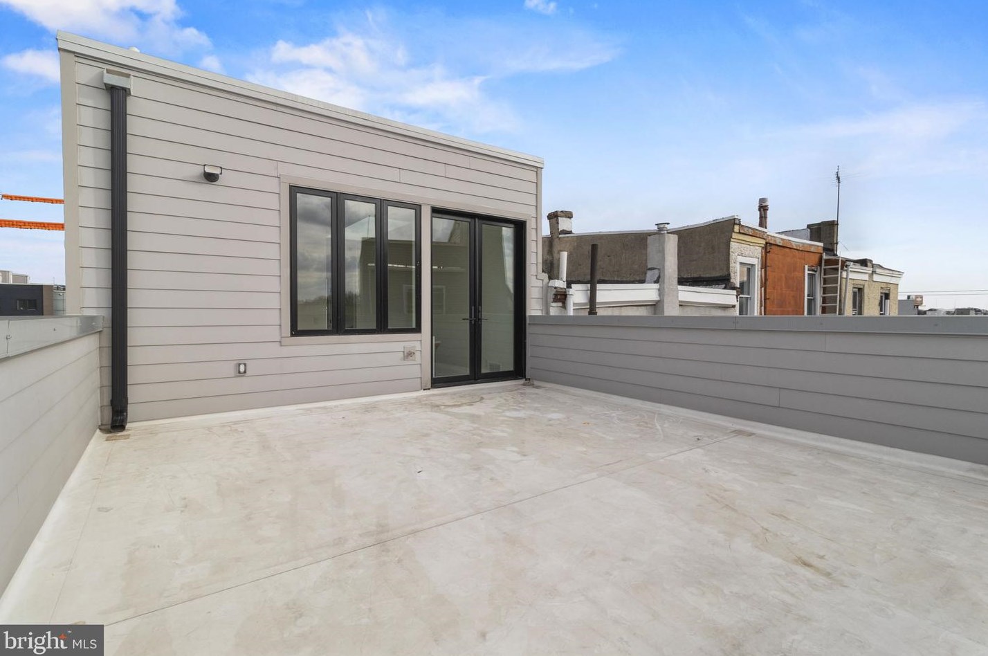 2508 Dauphin St, Philadelphia PA  19132-4211 exterior