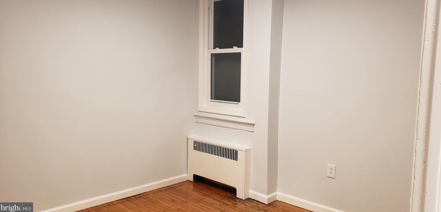 3825 J St, Philadelphia PA  19124-5405 exterior