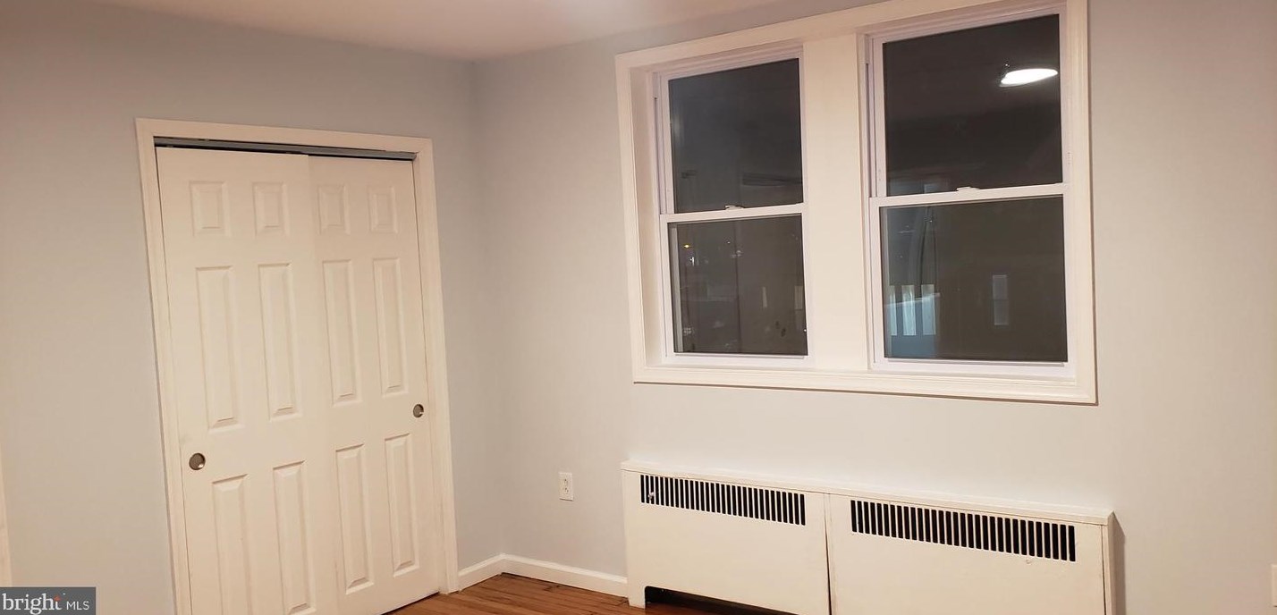 3825 J St, Philadelphia PA  19124-5405 exterior