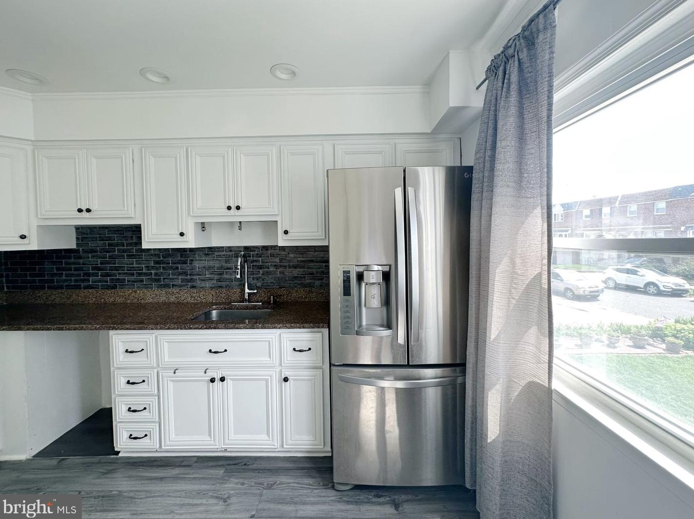 3341 Morning Glory Rd, Philadelphia PA  19154-1819 exterior