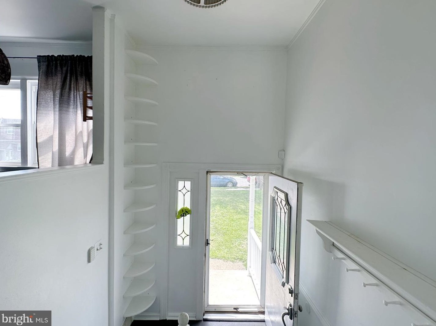 3341 Morning Glory Rd, Philadelphia PA  19154-1819 exterior