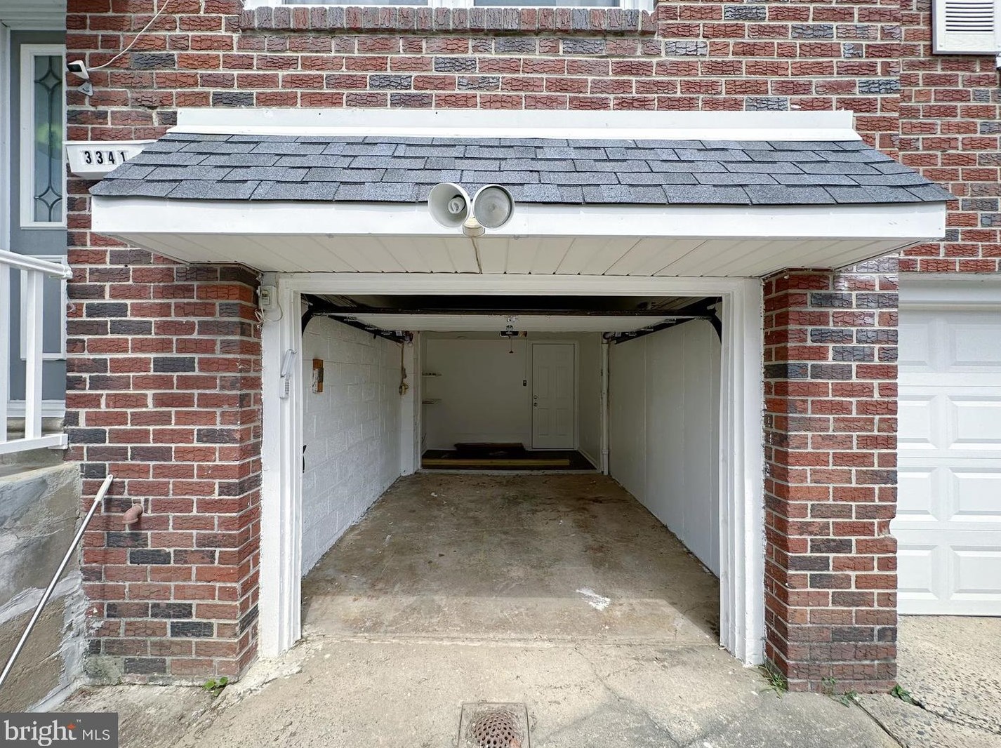 3341 Morning Glory Rd, Philadelphia PA  19154-1819 exterior