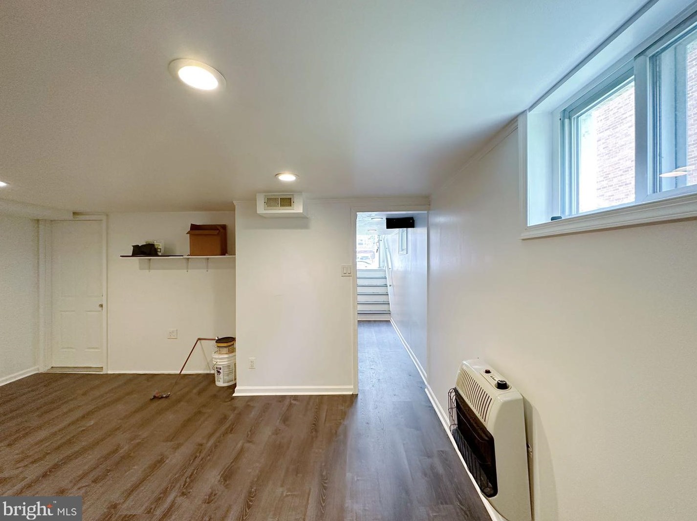 3341 Morning Glory Rd, Philadelphia PA  19154-1819 exterior