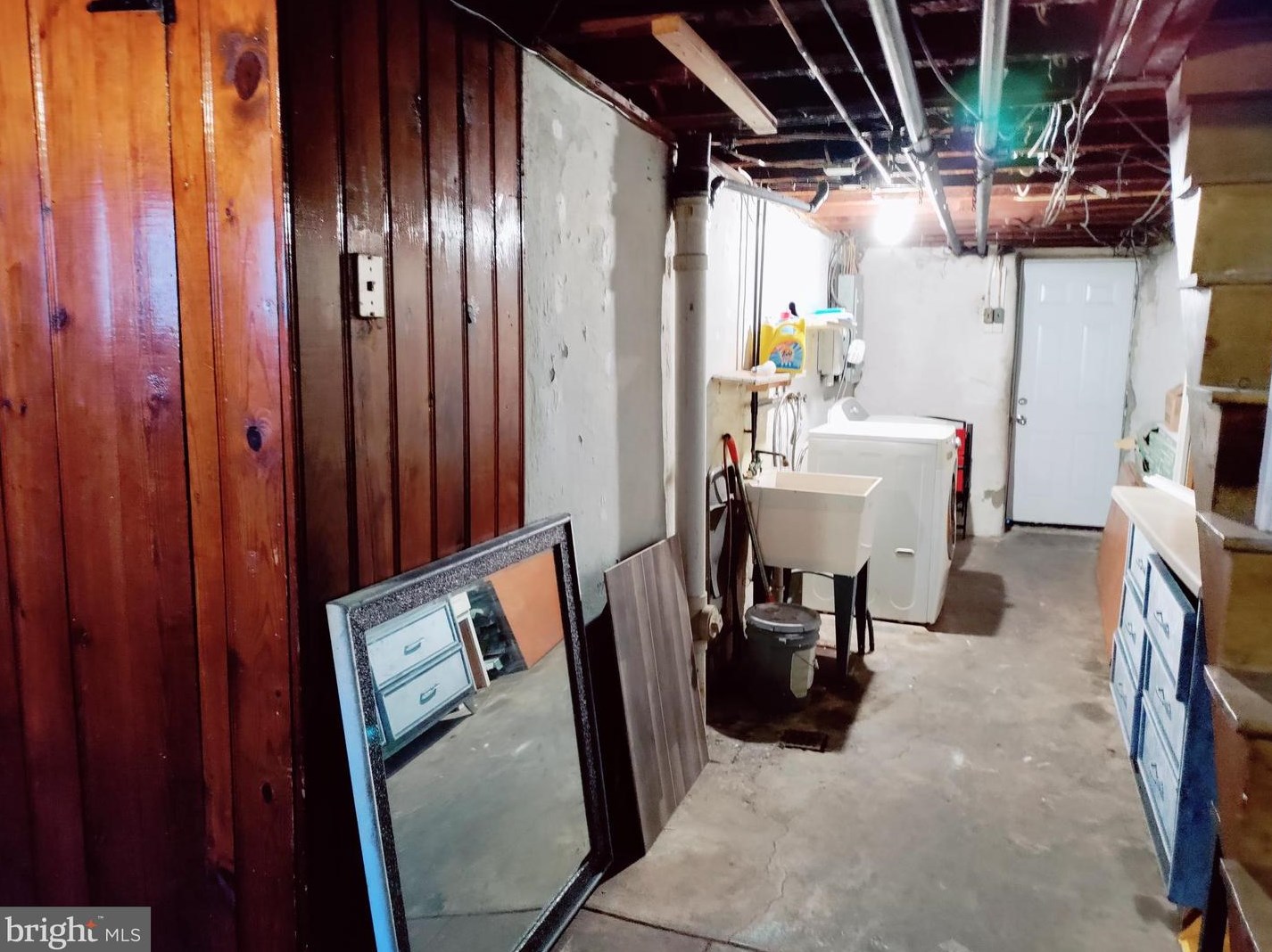5927 Bennington St, Philadelphia PA  19120-1201 exterior