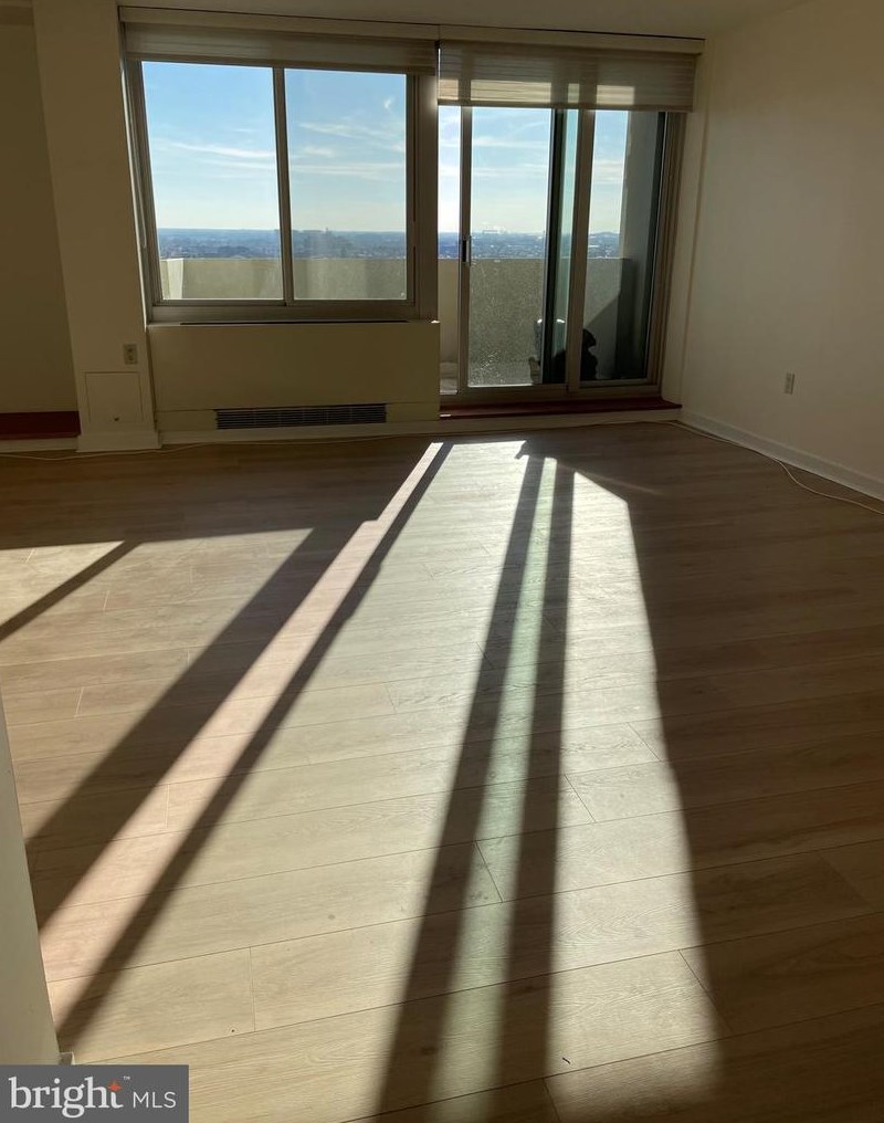 604 S Washington Square #1807, Philadelphia, PA 19106