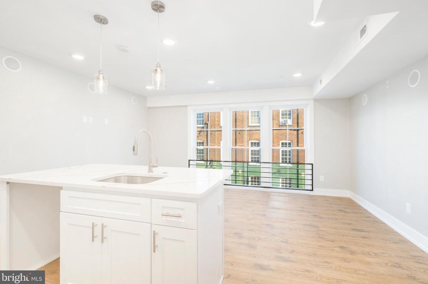 2304 N 9th St #203, Philadelphia, PA 19133