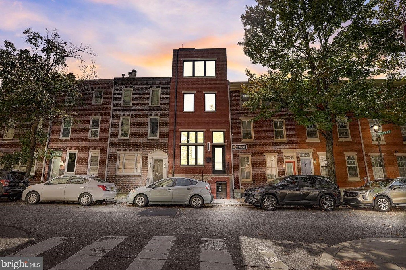 2130 Spring St, Philadelphia, PA 19103