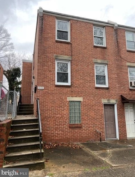 6040 Edmund St #1st Fl, Philadelphia, PA 19135