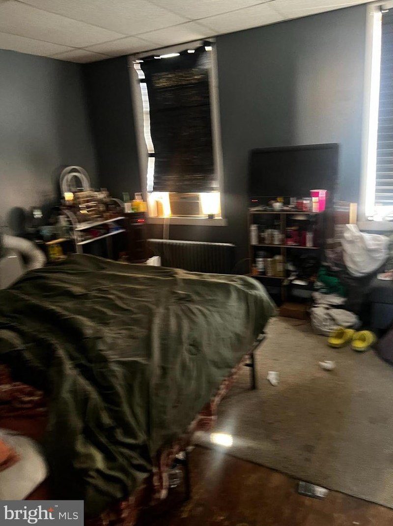 1323 47 St, Philadelphia PA 19143-4401 exterior