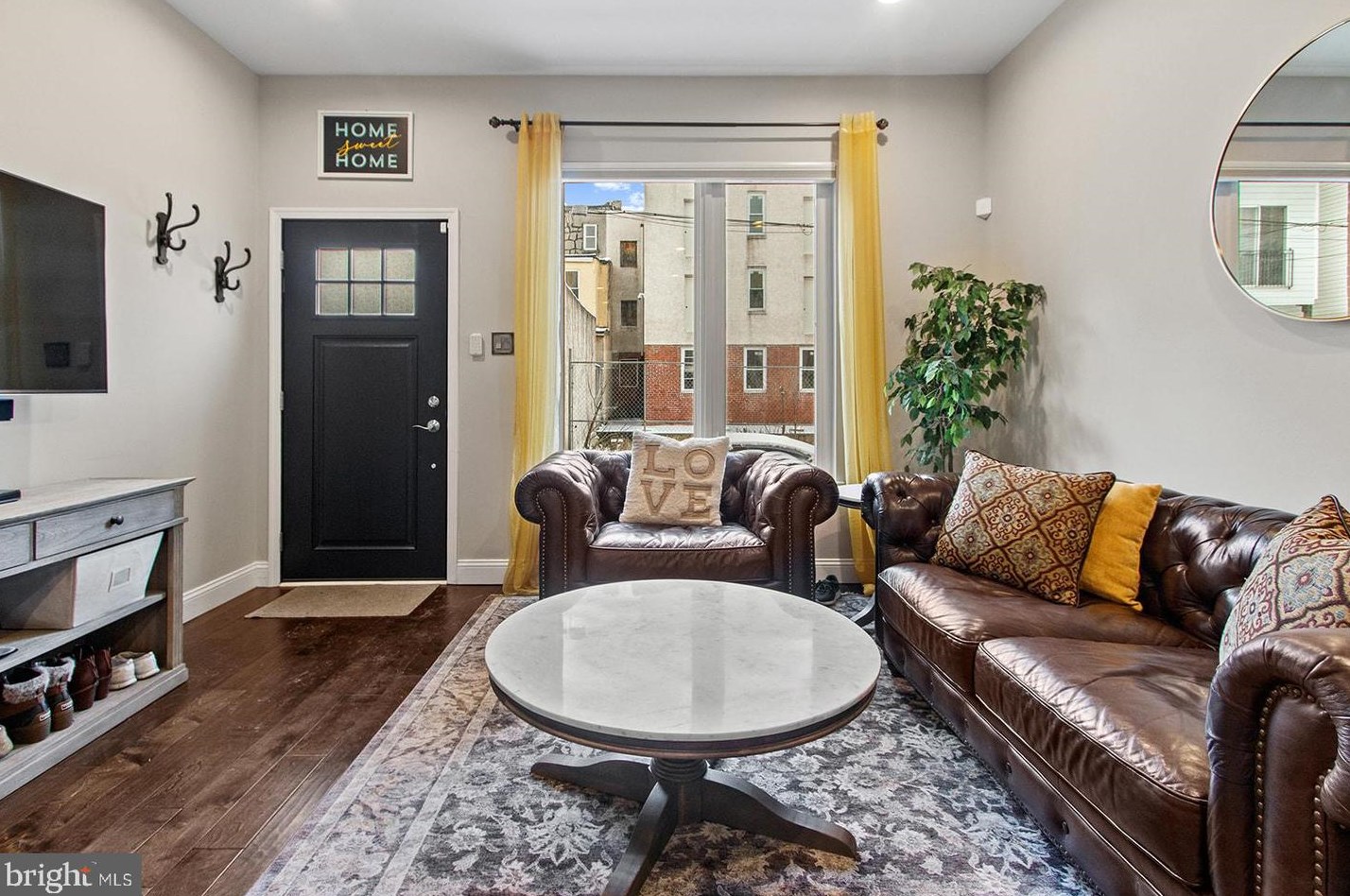 1335 Opal St, Philadelphia, PA 19146-4645