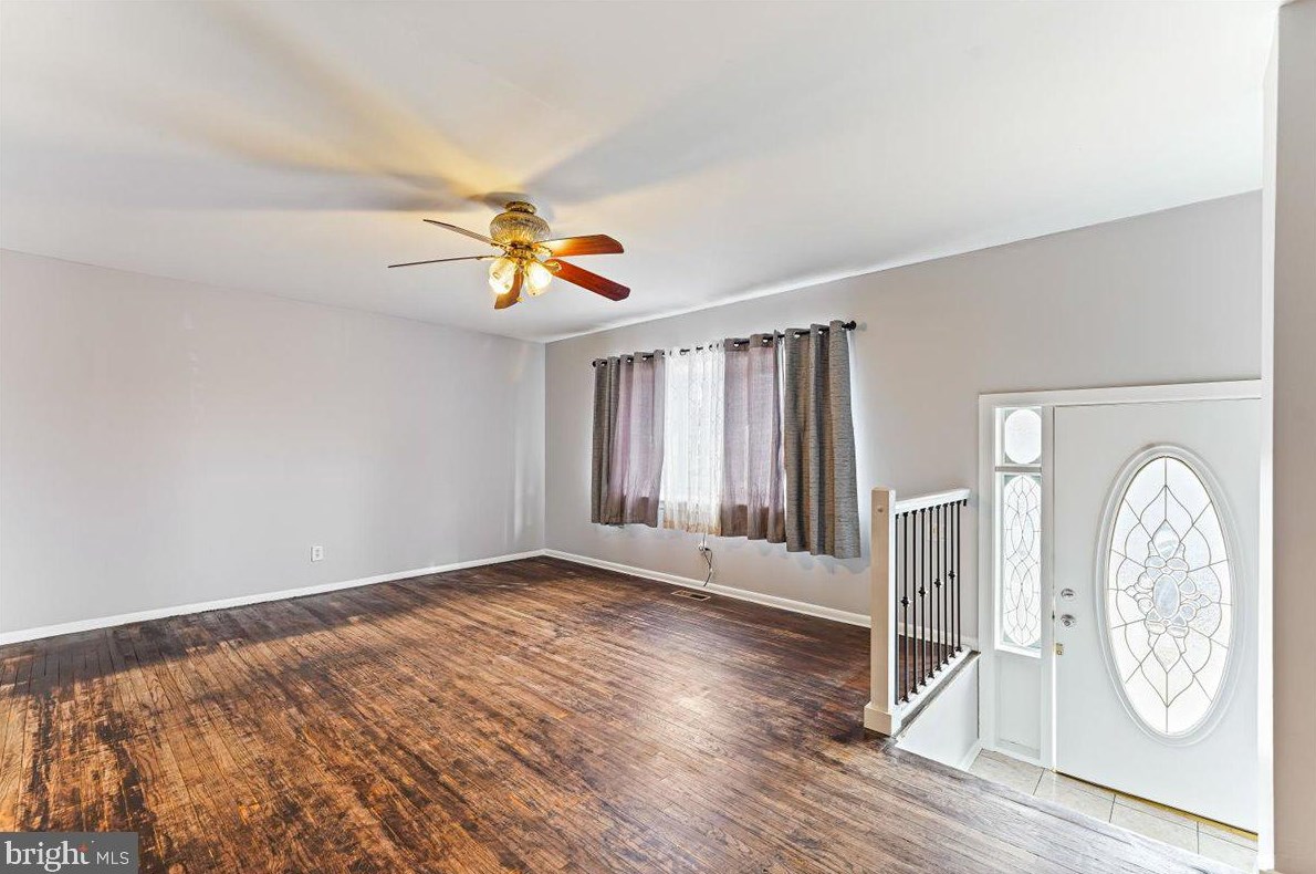 12024 Tyrone Rd, Philadelphia, PA 19154-1829