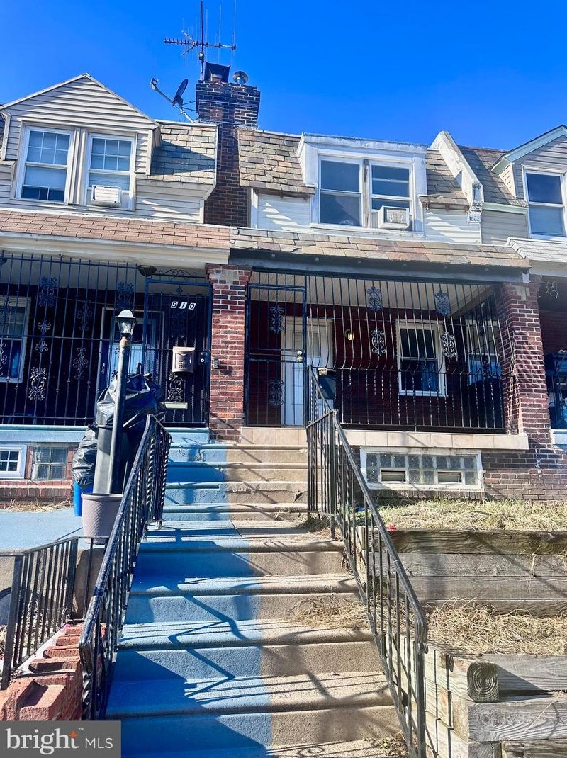 3912 Howland St, Philadelphia, PA 19124-5512