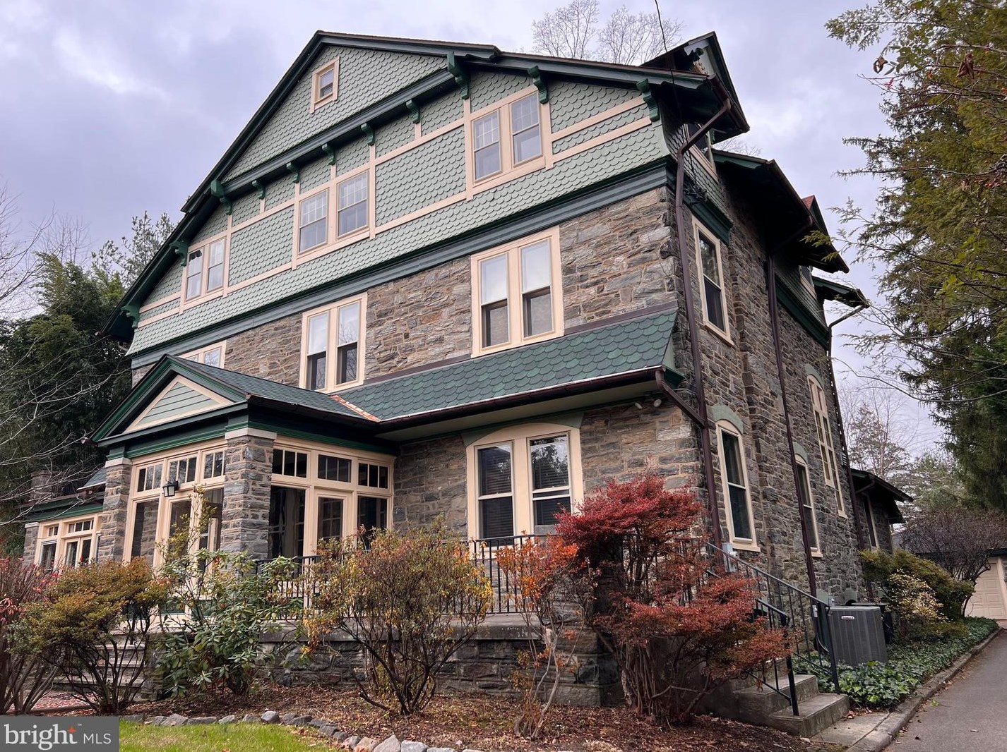 235 Gowen Ave, Philadelphia, PA 19119-1021