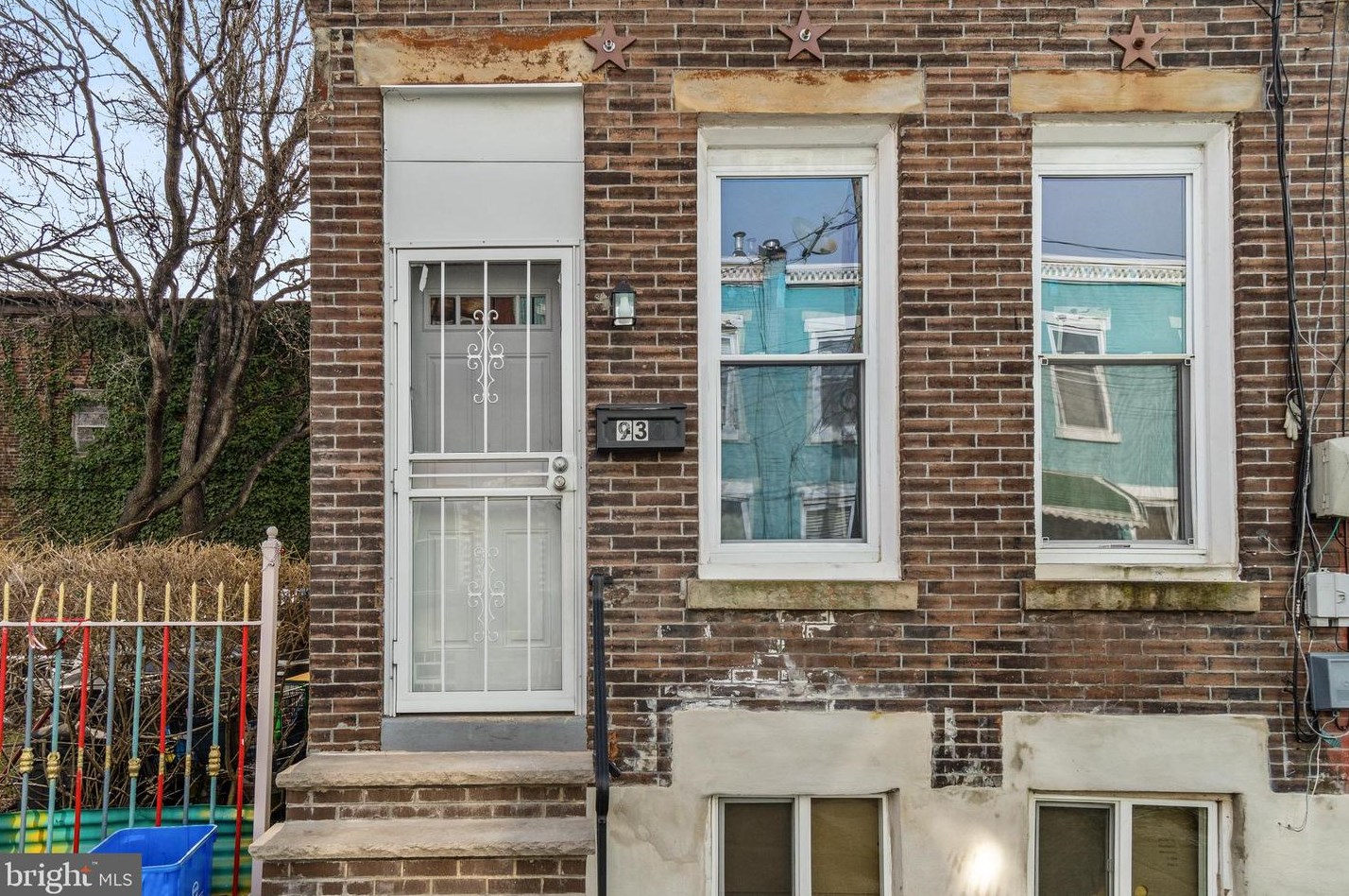 930 Edgley St, Philadelphia PA  19122-1320 exterior