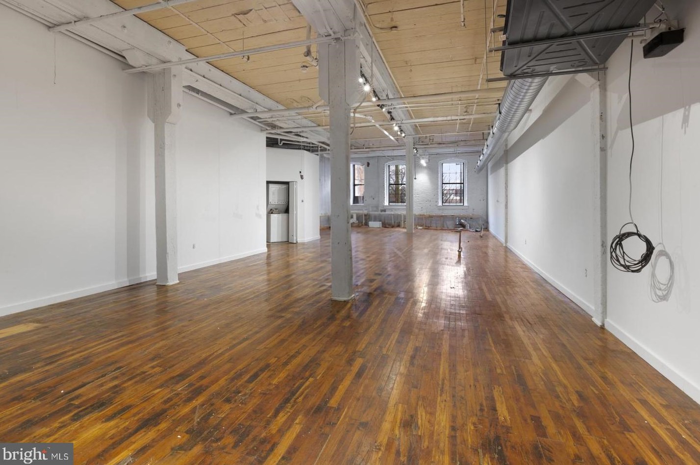 1853 N Howard St #202, Philadelphia, PA 19122