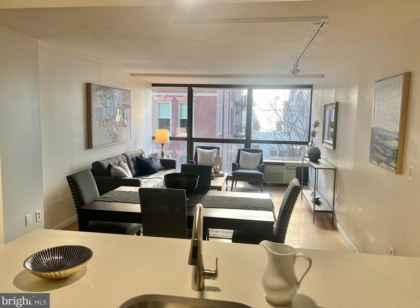 233 S 6th St #503, Philadelphia, PA 19106