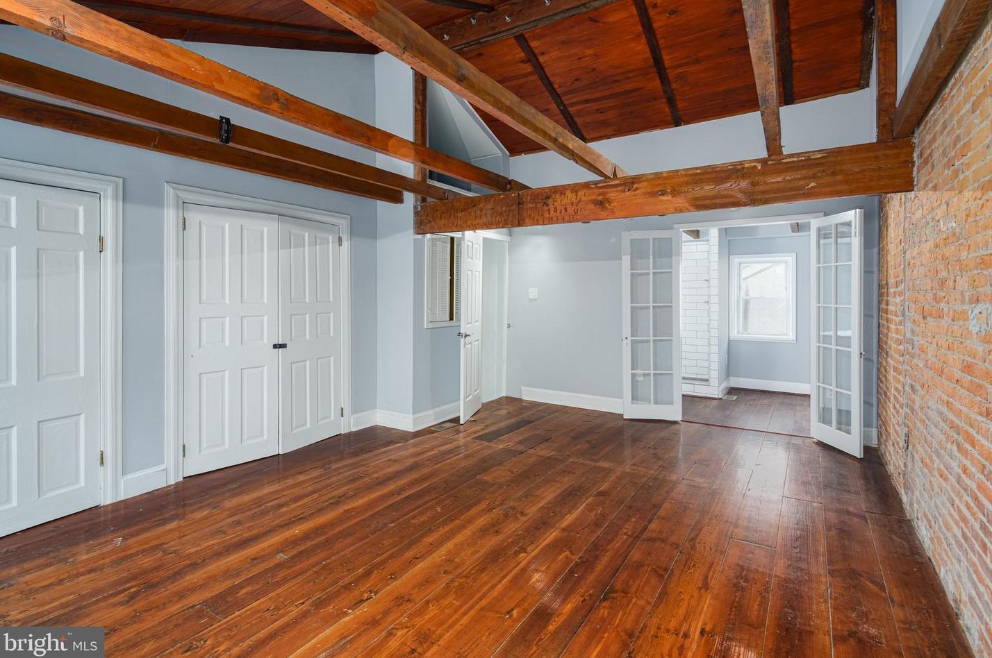 120 Wildey St, Philadelphia PA  19123-1614 exterior