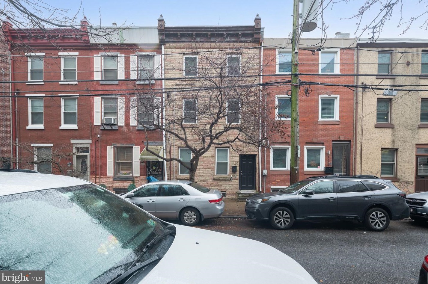120 Wildey St, Philadelphia PA  19123-1614 exterior